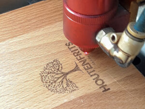 Maatwerk Lasersnijden & graveren in hout en acryl