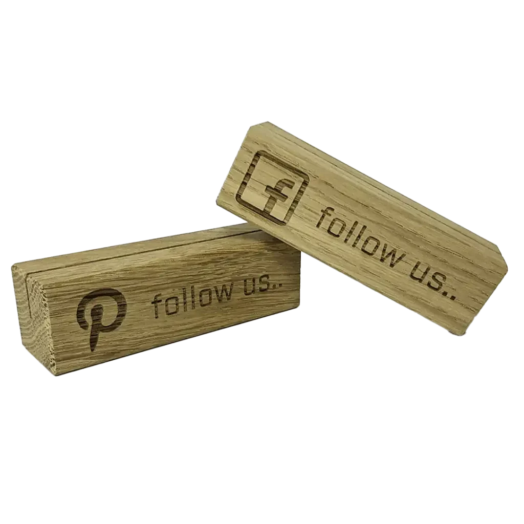 houten kaarthouders graveren